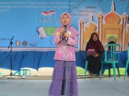 18FESTIFAL-ISLAMI-GADINGREJO-2016p3M.jpg