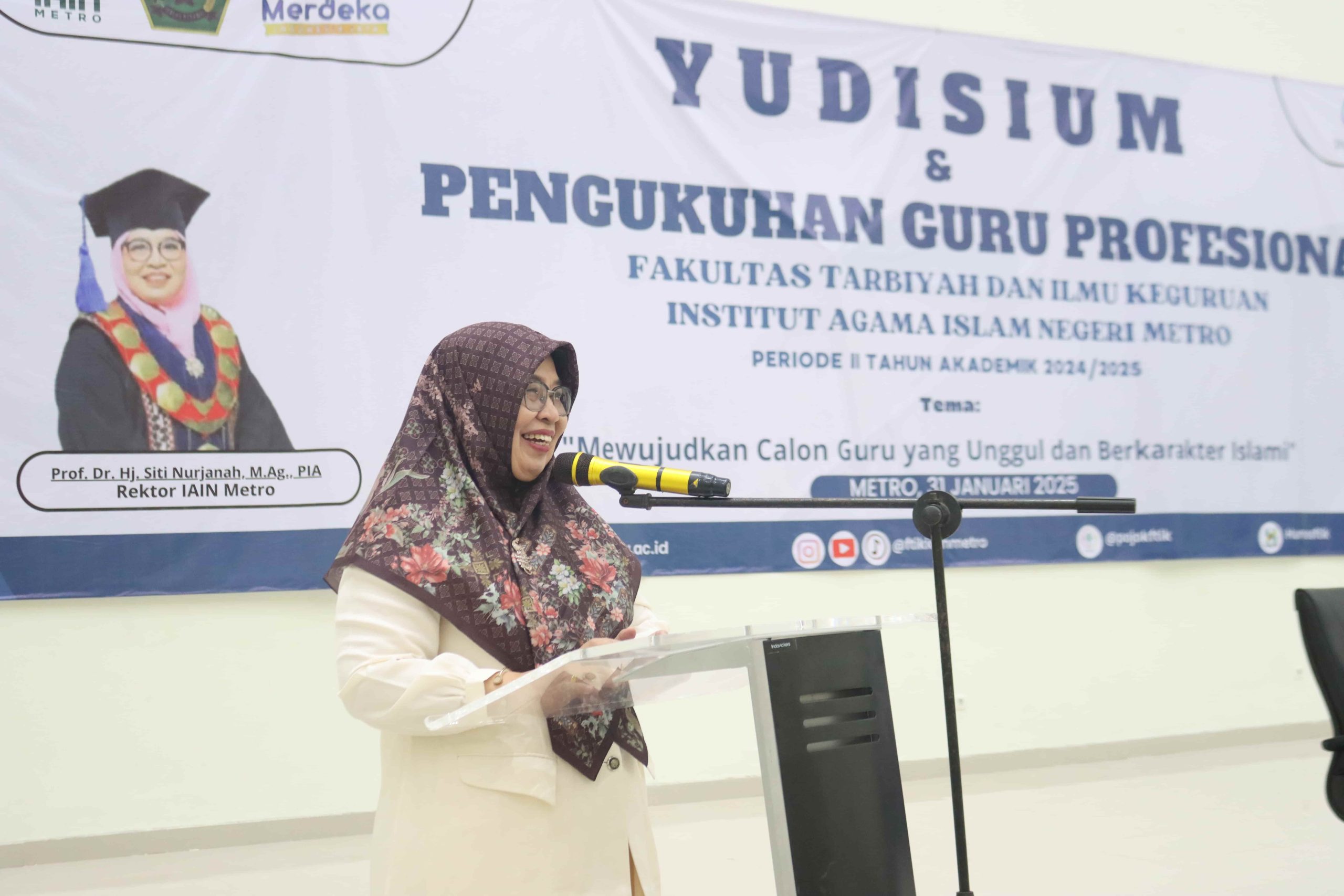 Rektor sambutan lengakp