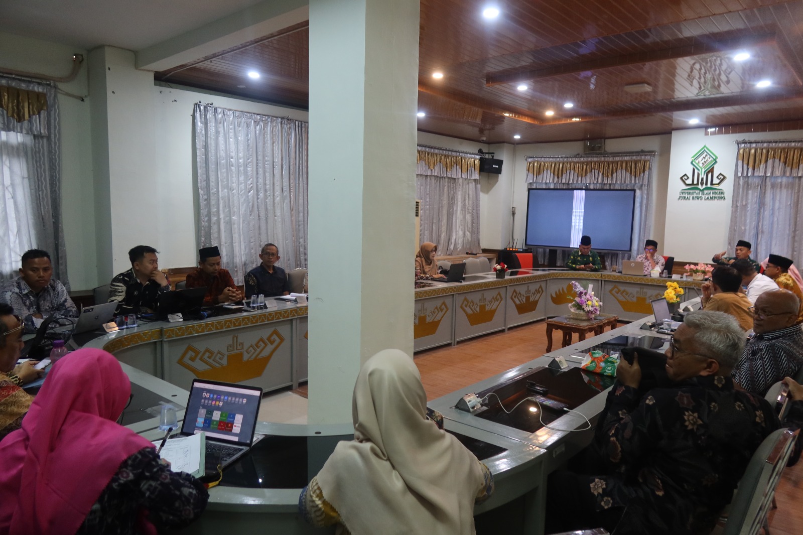 pembahasan IT UIN Jusila