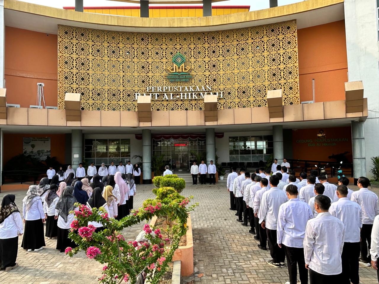 Apel Pagi 1